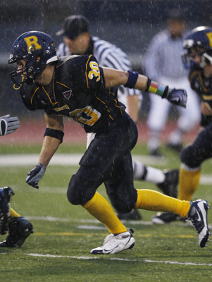 Pidgeon's career-best 15 tackles included a key fourth-quarter sack.