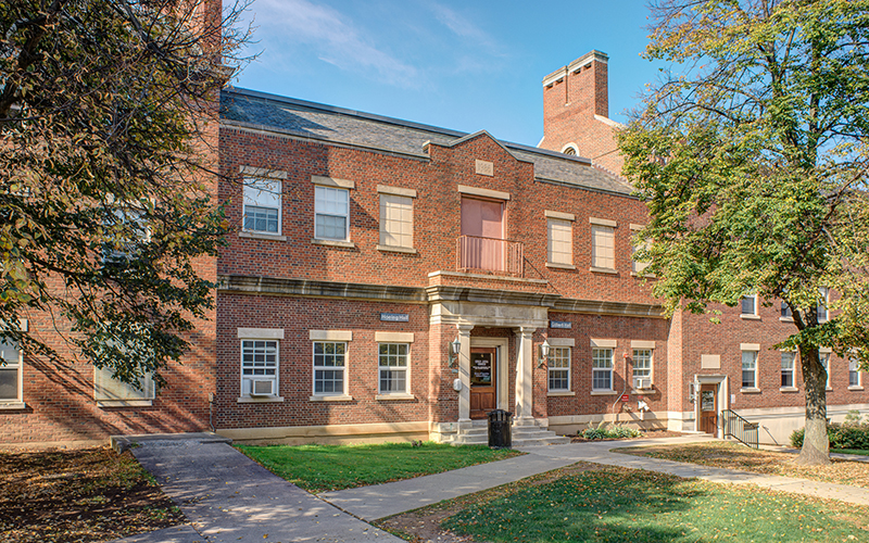 Photo of Hoeing Hall on the Residential Quad on River Campus