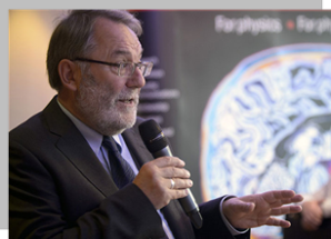 Sir Peter Knight