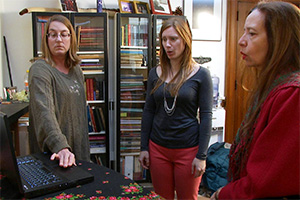 women singing