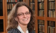 Melissa Mead receives 2015 Messinger Award for outstanding service as University archivist Melissa Mead receives 2015 Messinger Award for outstanding service as University archivist