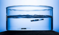 Superhydrophobic metal that won’t sink Superhydrophobic metal that won’t sink