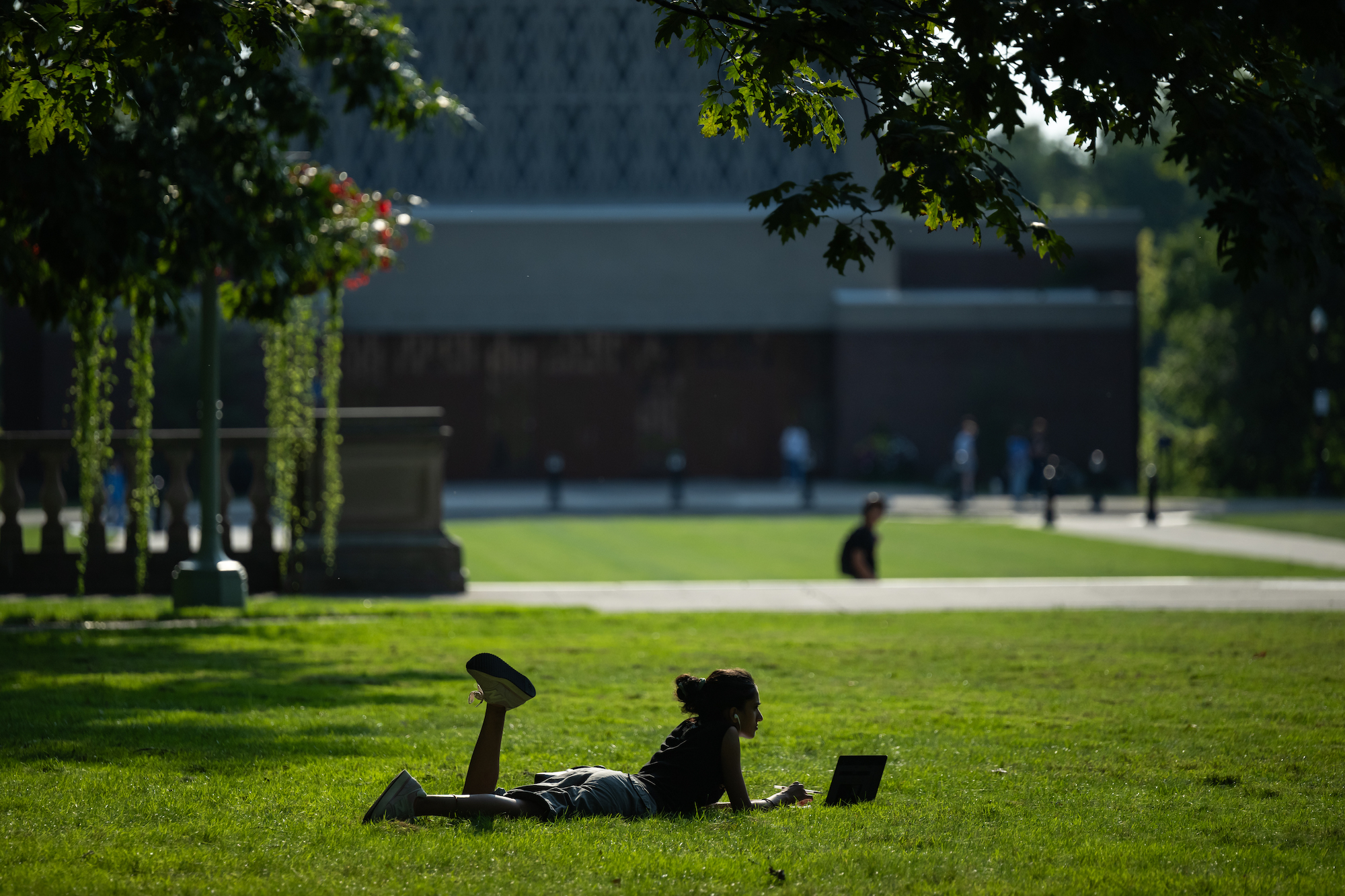 Students enjoy a sunny afternoon on the quad
