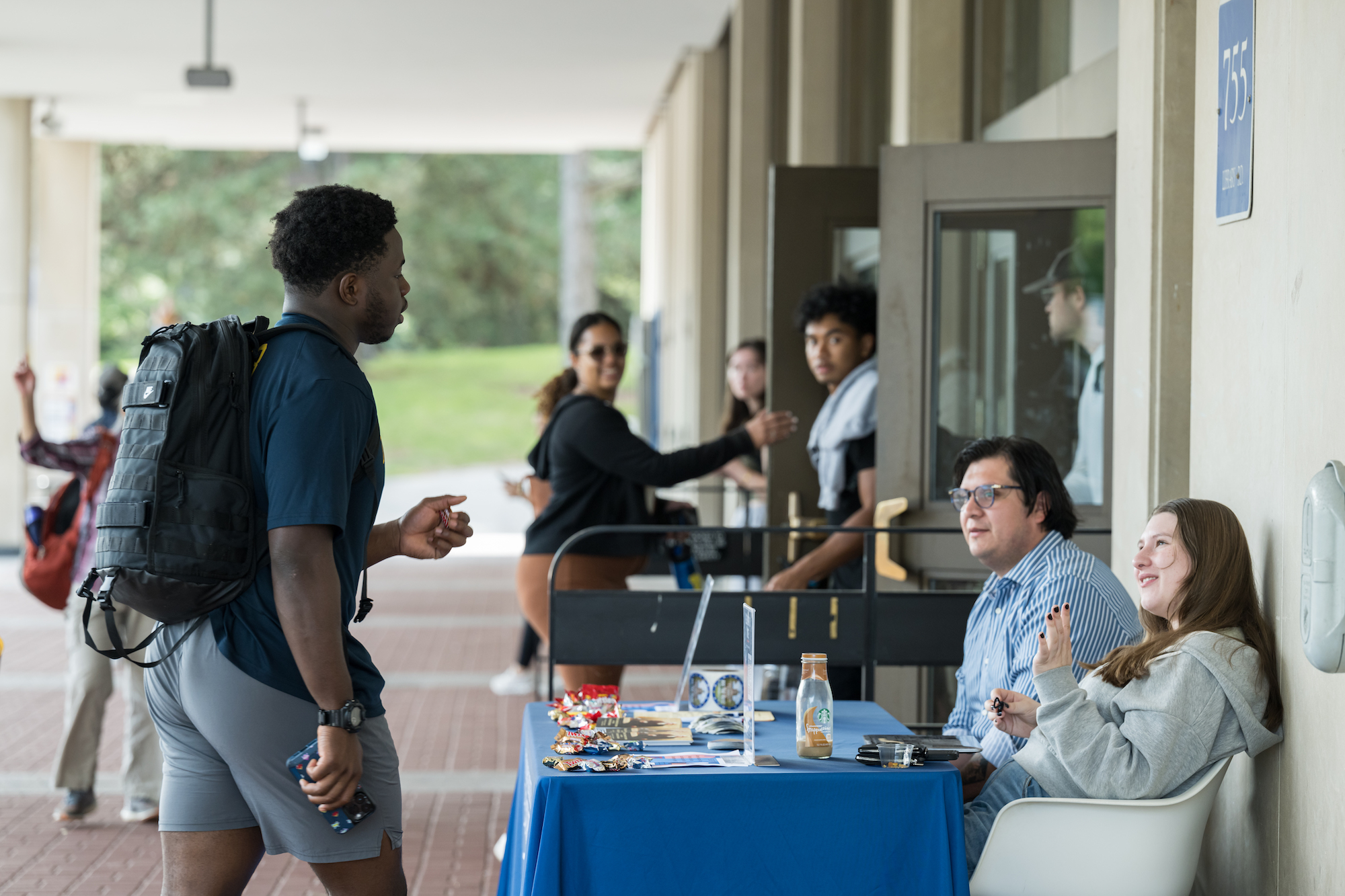 Leaders offer students information on voter registration 