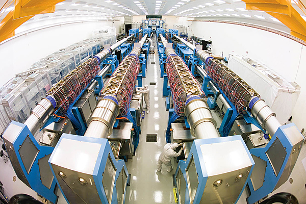 laser lab photo