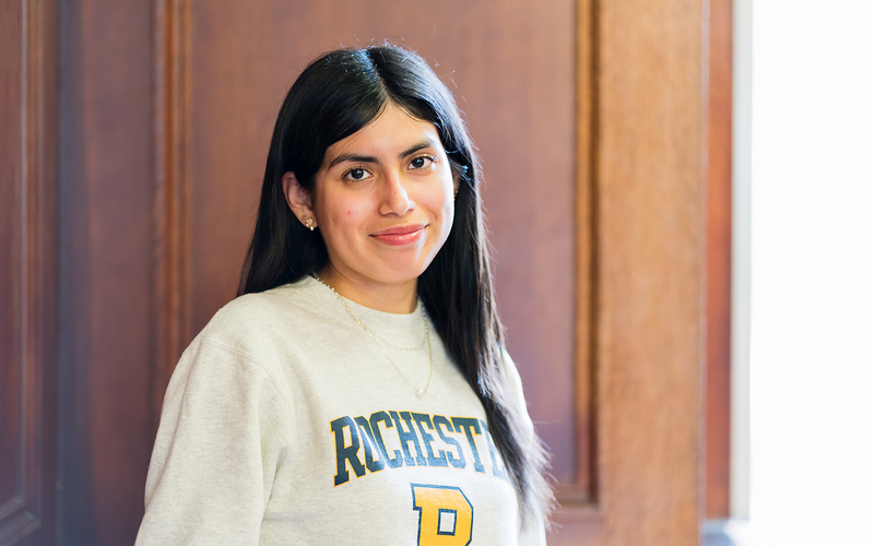 Headshot of Samantha Ayala