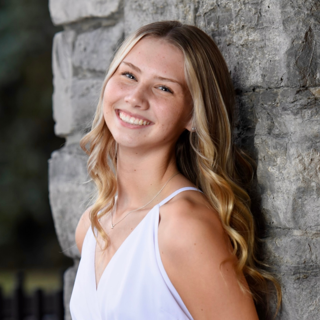 Headshot of Anna Love
