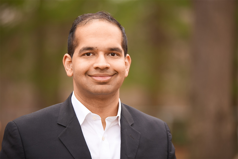 Harsh Singh ’12S (MS), ’13S (MBA) headshot