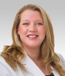 Heather Hopkins Gil '12M (MD), '15M (Res), '16M (Flw)
