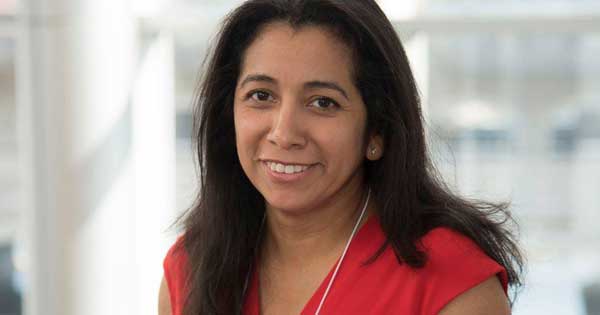 headshot of Iveth Reynolds