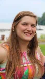 Caitlin Maystrovsky ’12
