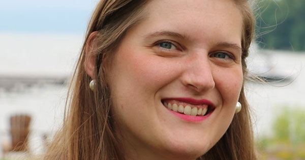 Caitlin Maystrovsky ’12