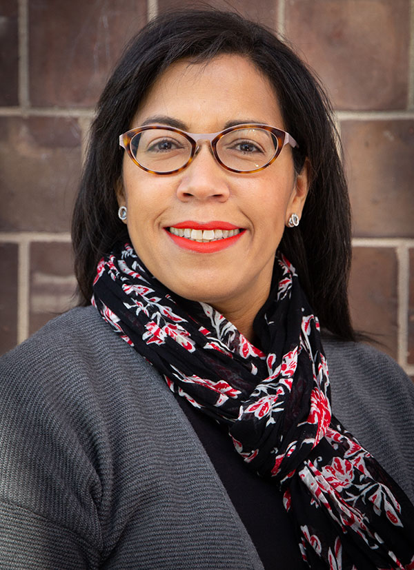 Headshot of Regla Perez Pino ’89, ’90W (MS), 