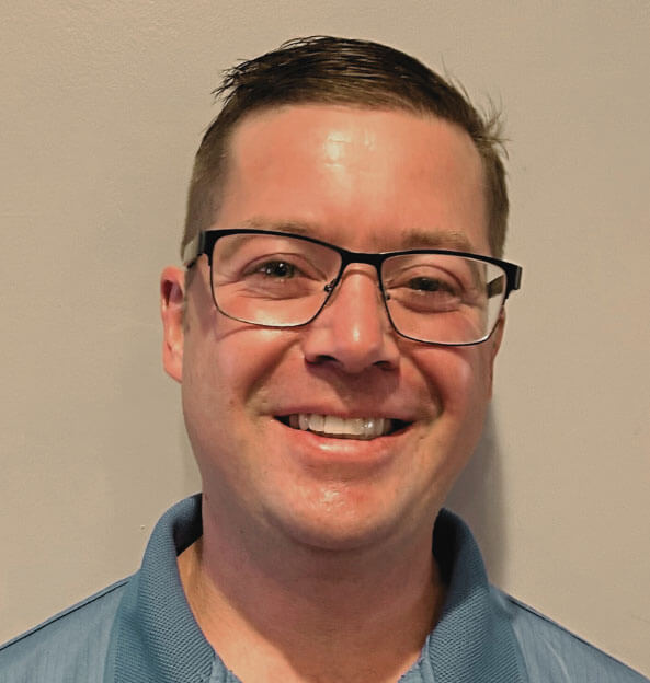 Headshot of Colin Theis 