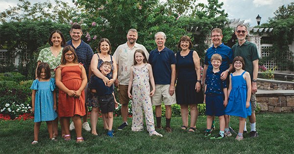 A group photo of the entire Stoll family.