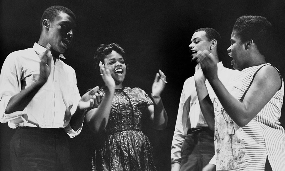 Image: Four gospel singers 