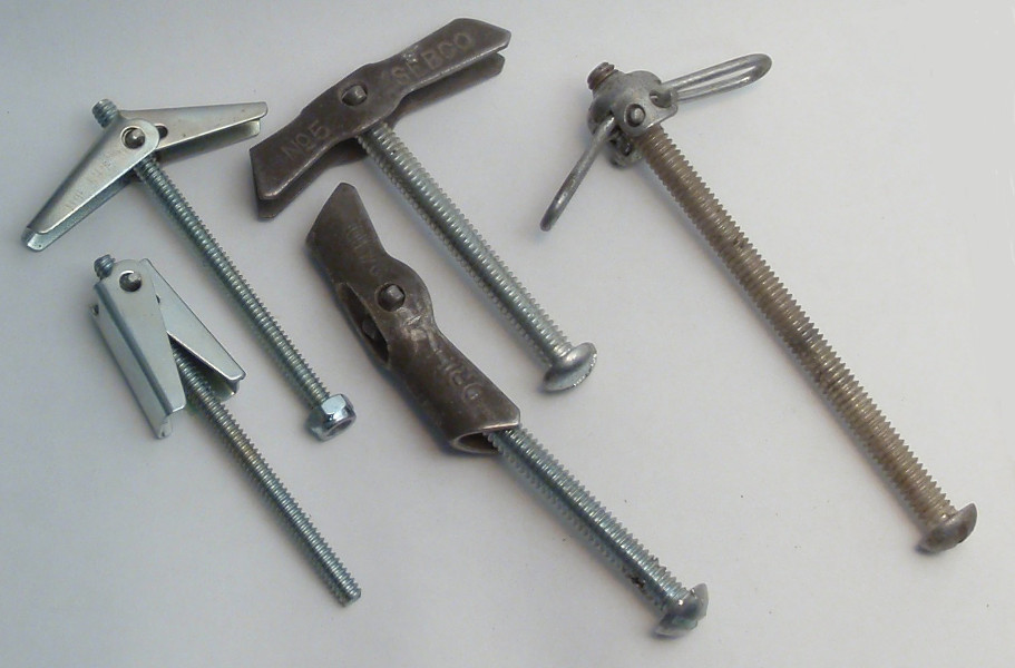 Toggle Bolt