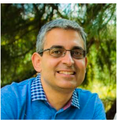 Headshot Photo of Andreas Georgiou