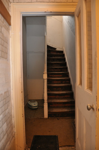 Objects (with primary view and other situ view)