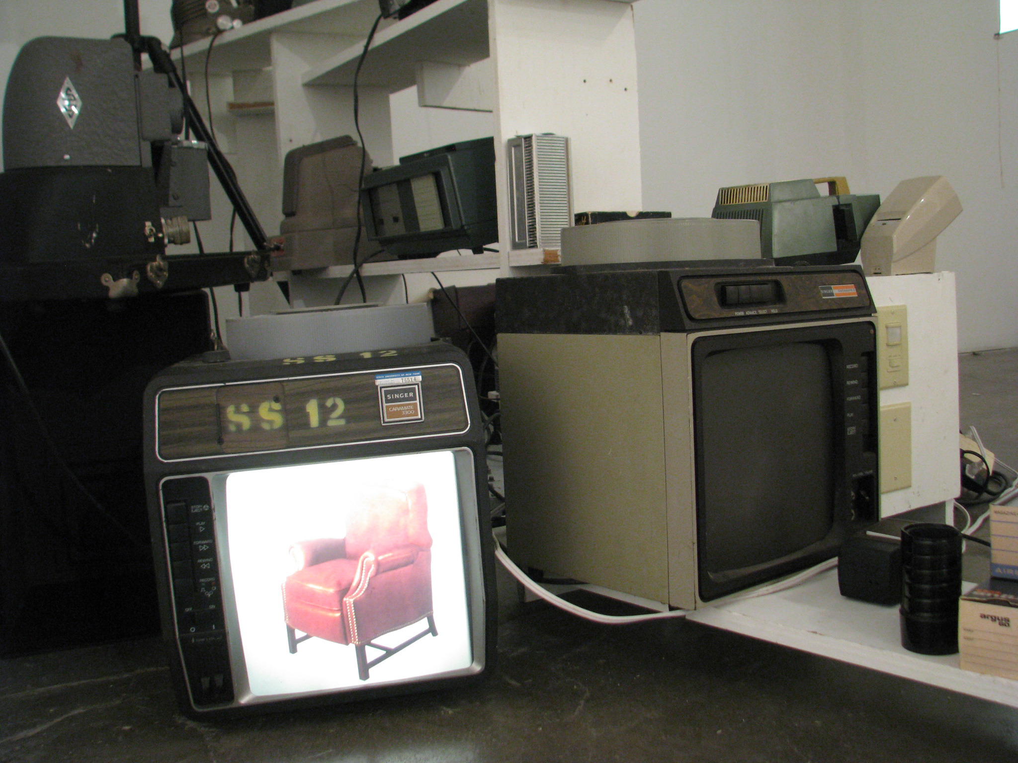 Site-Specific Installations/(re)collecting/(re)constructing (2) (with other details and the primary view]