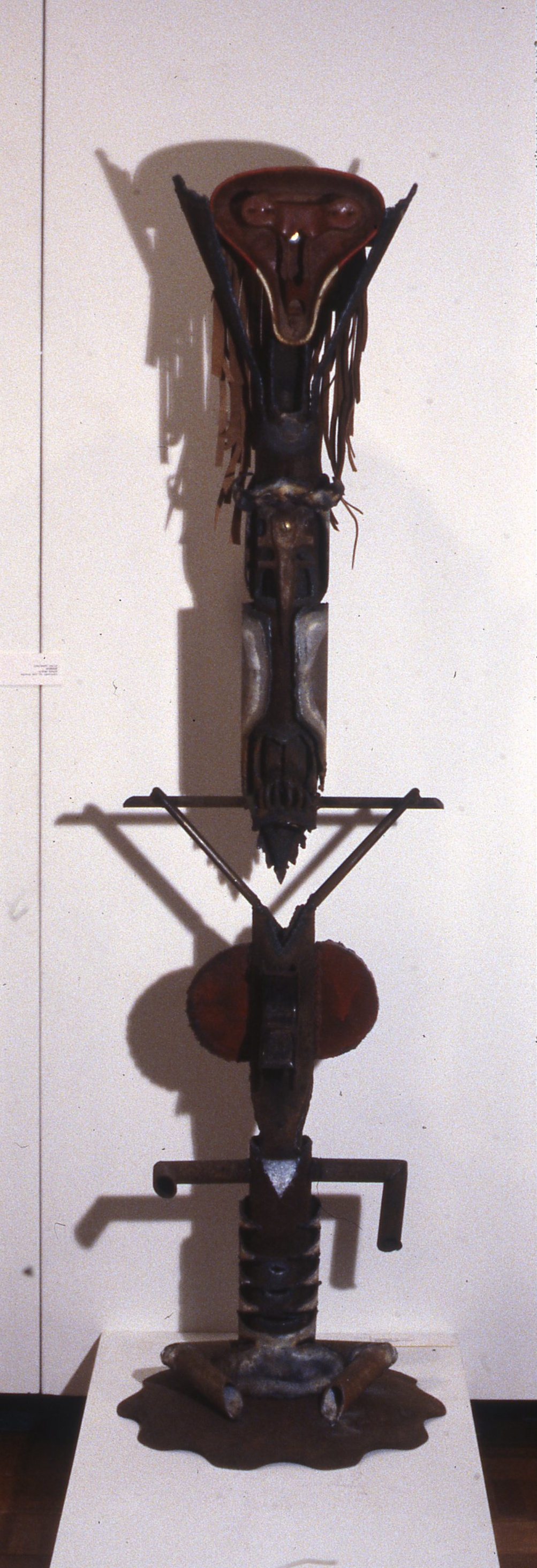 Pole02