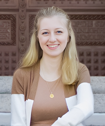 Headshot of Hannah.