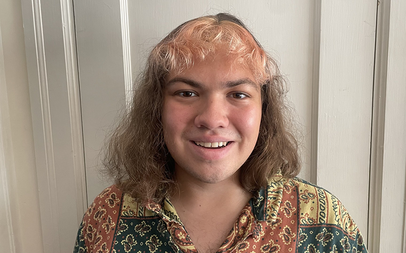 Headshot of Lucas Hohenstein