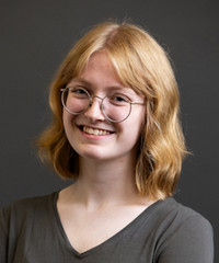 Headshot of Erica Sundermeyer.