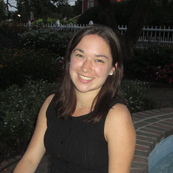 Headshot of Laura Houle.