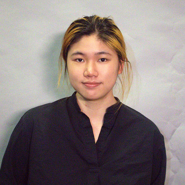 Headshot of Ester Luo.