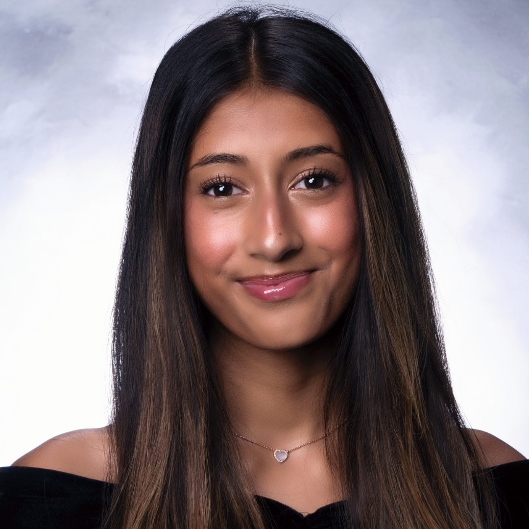 Headshot of Nila Dharmaraj