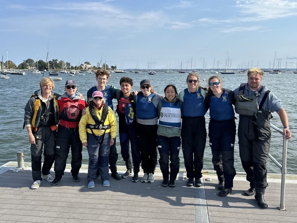 sailing group image