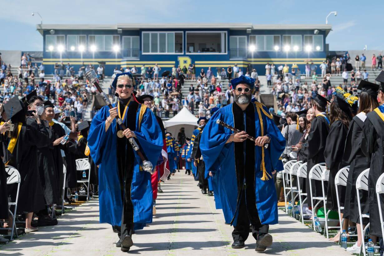 06-2022-05-13_Commencement_6003