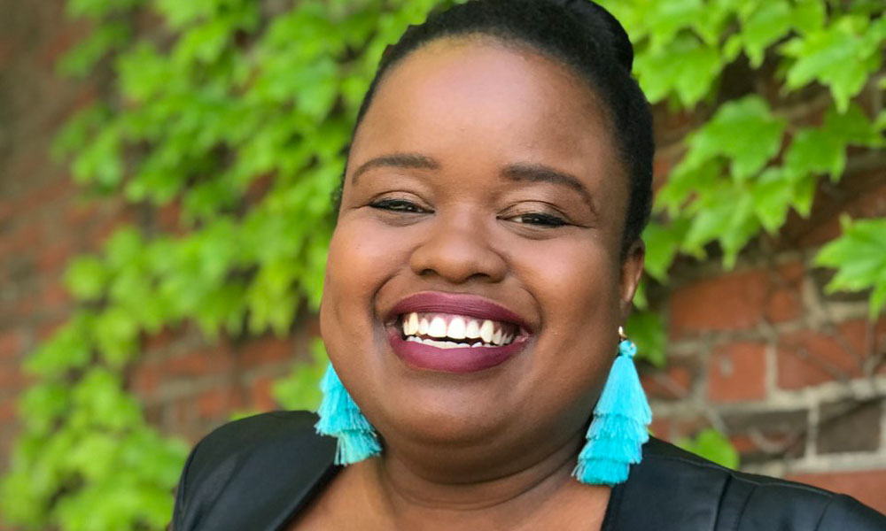 Portrait of Monique Mendes