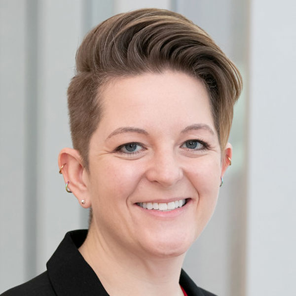 Portrait of Kim Hally-Hettrick