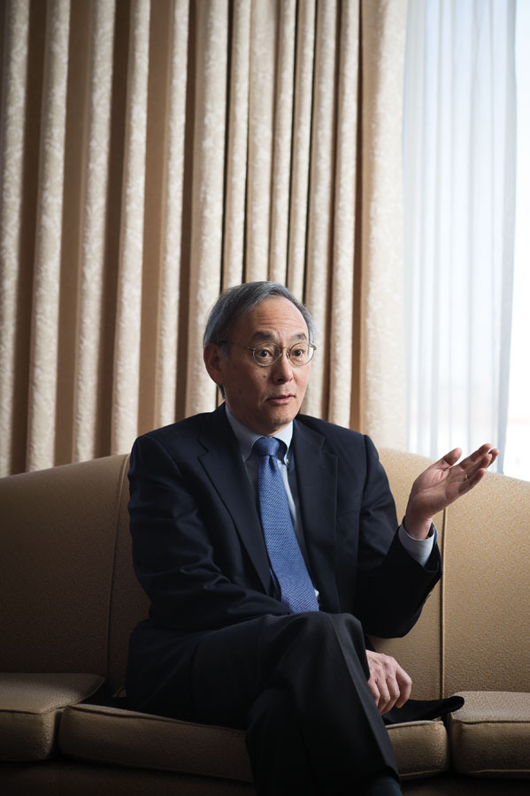 Feature image Photo of Steven Chu '70