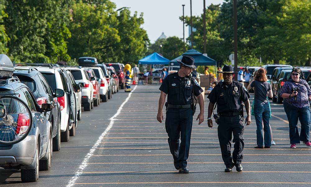 Feature image safety officers in Park Lot on Move In Day