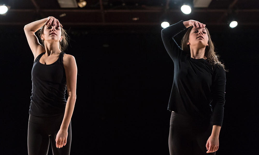 Feature image two dancers on stage