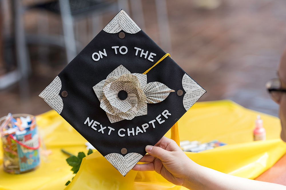 Feature image decorated mortarboard