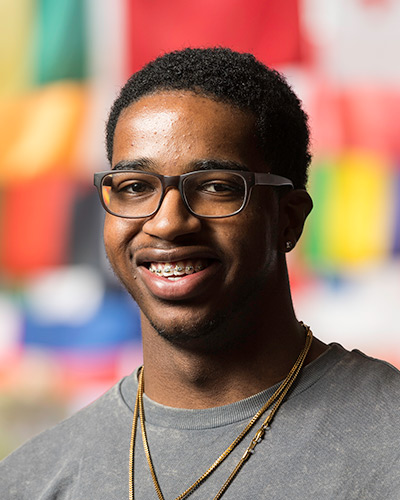 photo of Jamal Holtz