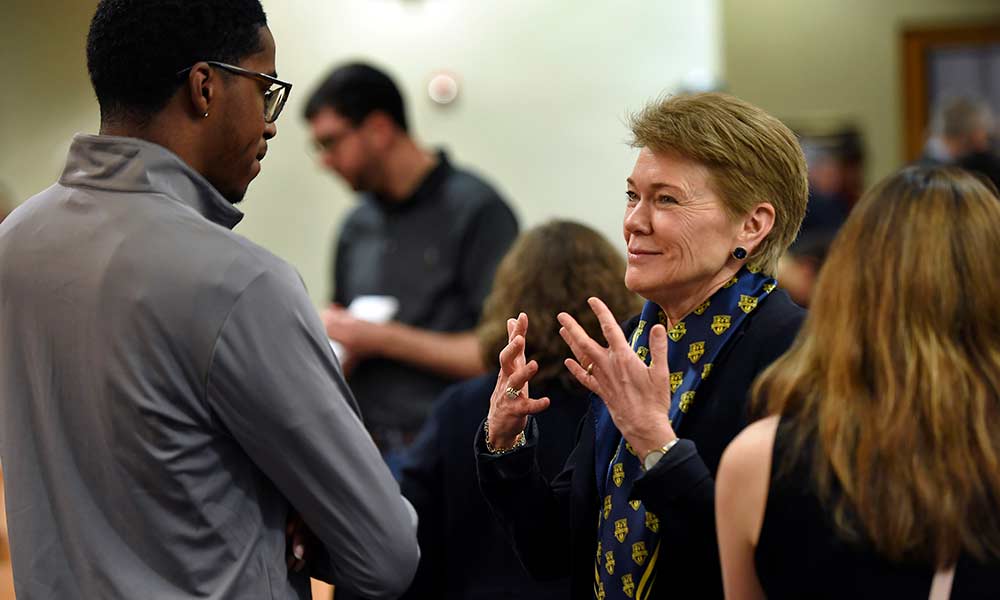 Sarah Mangelsdorf speaks to students
