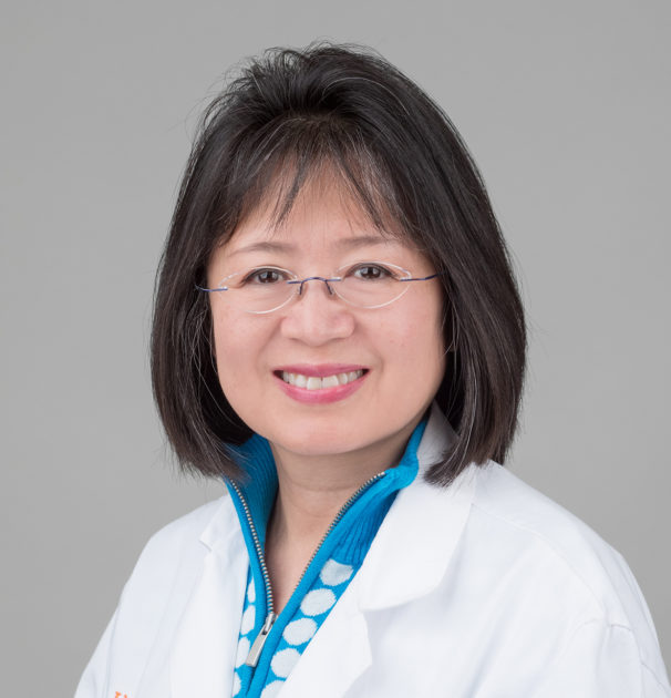 portrait of Thu Le.