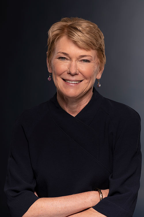 portrait of Sarah Mangelsdorf