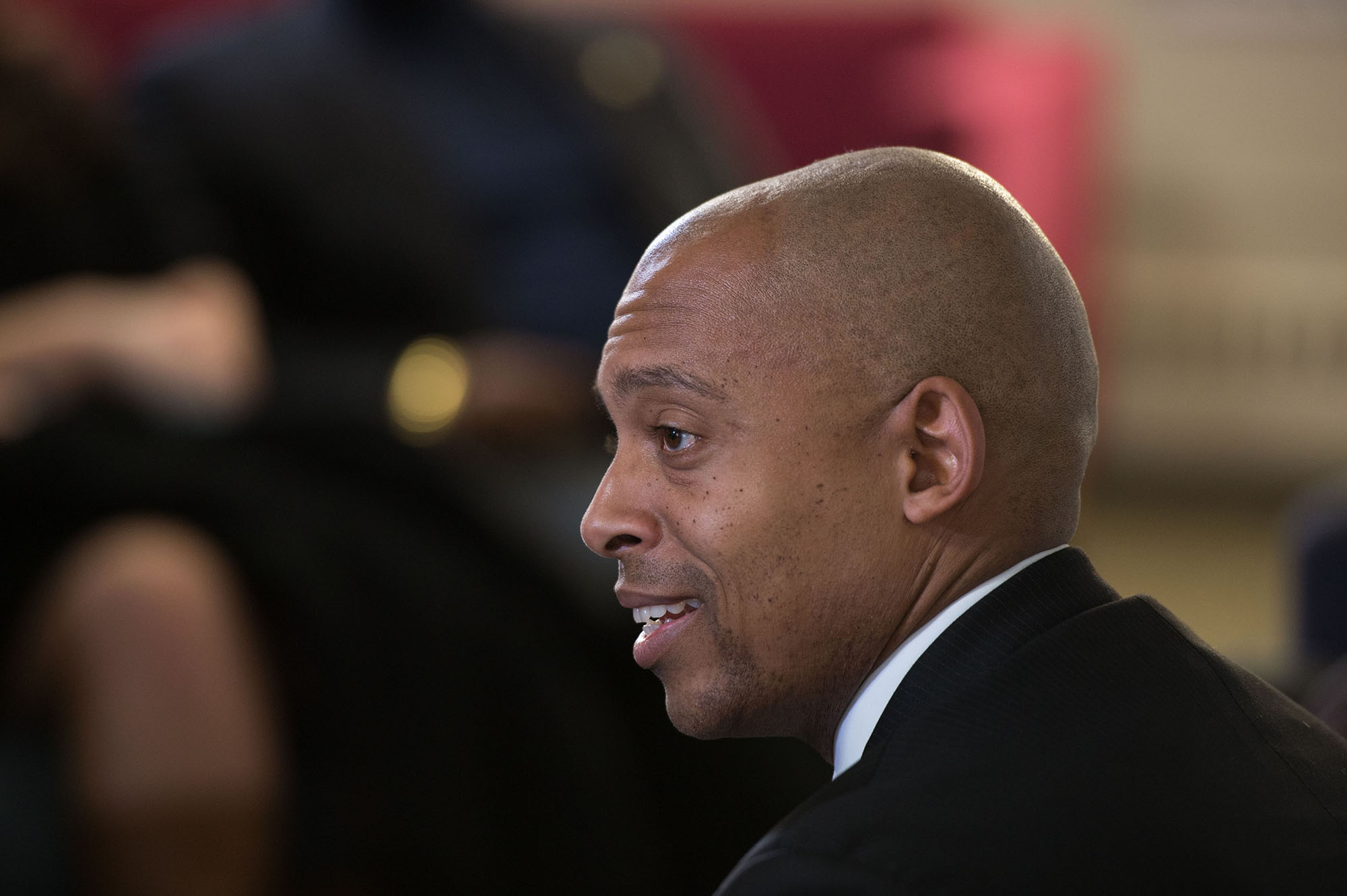 Close up side profile view of Khalil Gibran Muhammad at the 2015 Martin Luther King Jr. Commemorative Address at URochester.