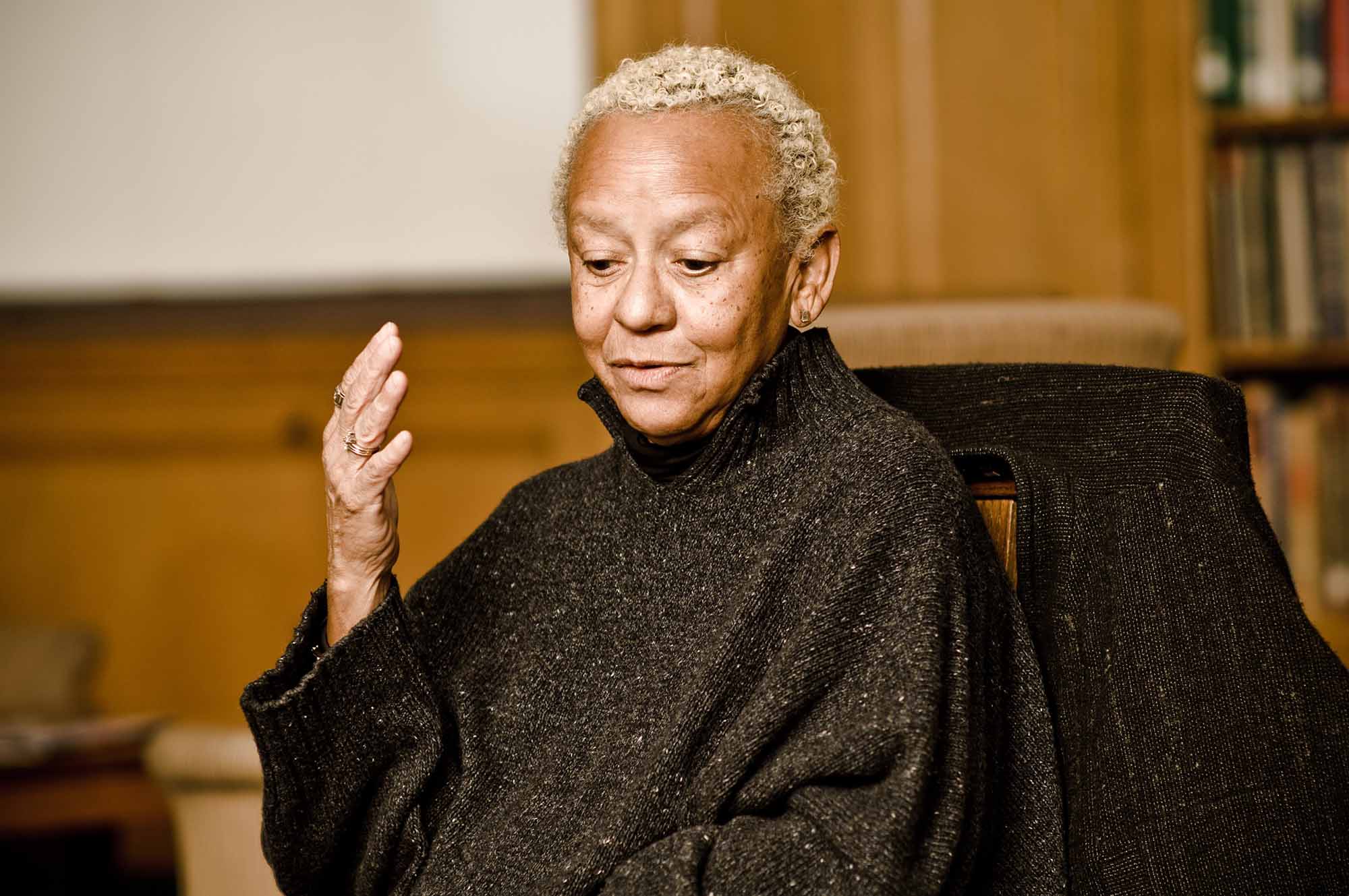 Nikki Giovanni seated and speaking at the 2009 Martin Luther King Jr. Commemorative Address at URochester.