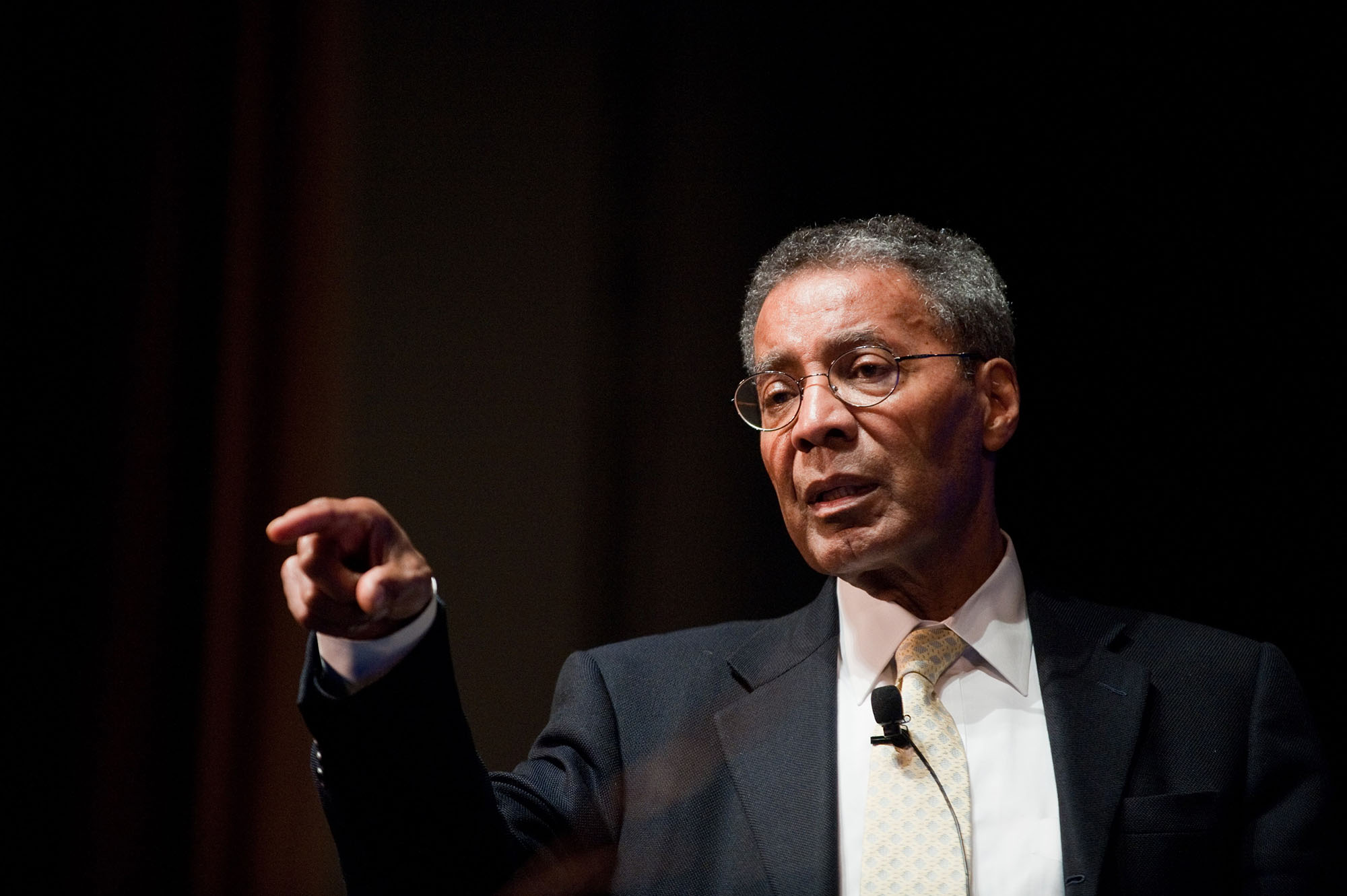 Alvin Poussaint points during the 2011 Martin Luther King Jr. Commemorative Address at URochester.