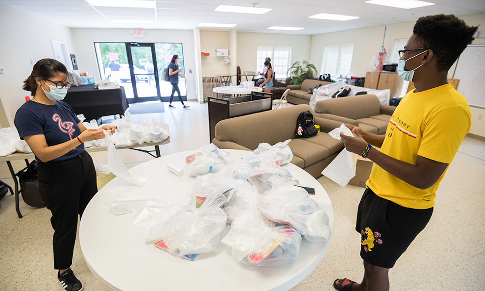 student employees help with COVID-19 quarantine