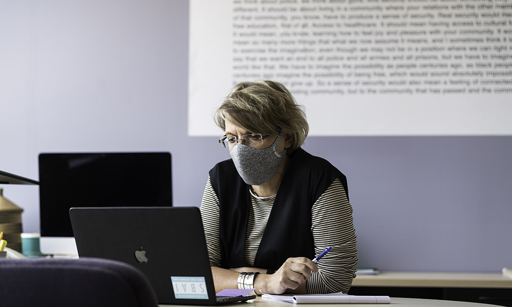 Feature image tanya bakmetyeva seated at desk