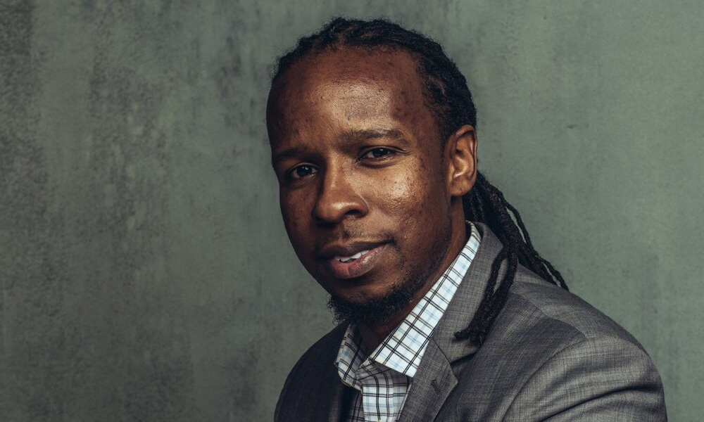 Portrait of Ibram Kendi.