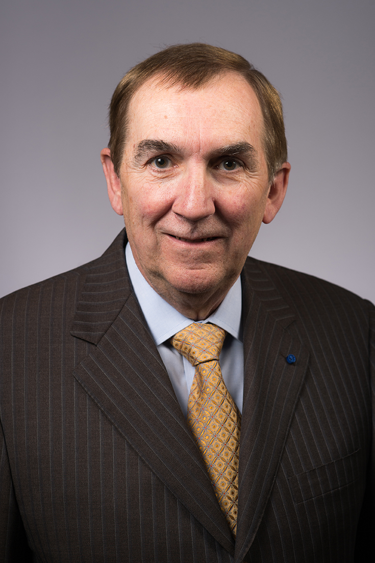 Headshot of Duncan Moore.